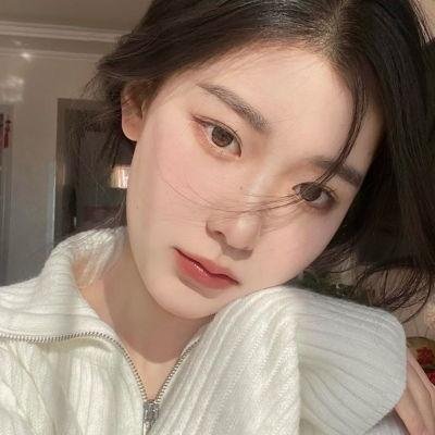 采蘑菇的夫妻